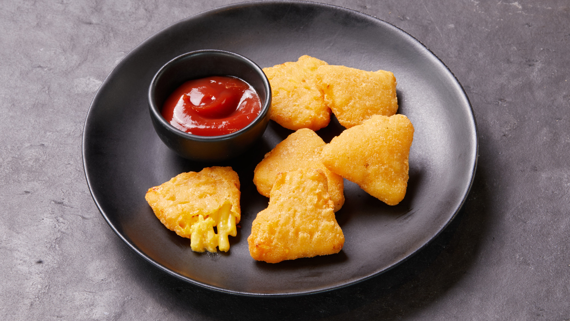 MAC ’N CHEESE BITES