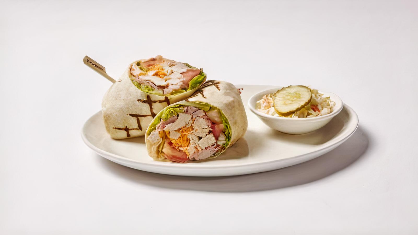 Hollywood Wrap- 550 Cals
