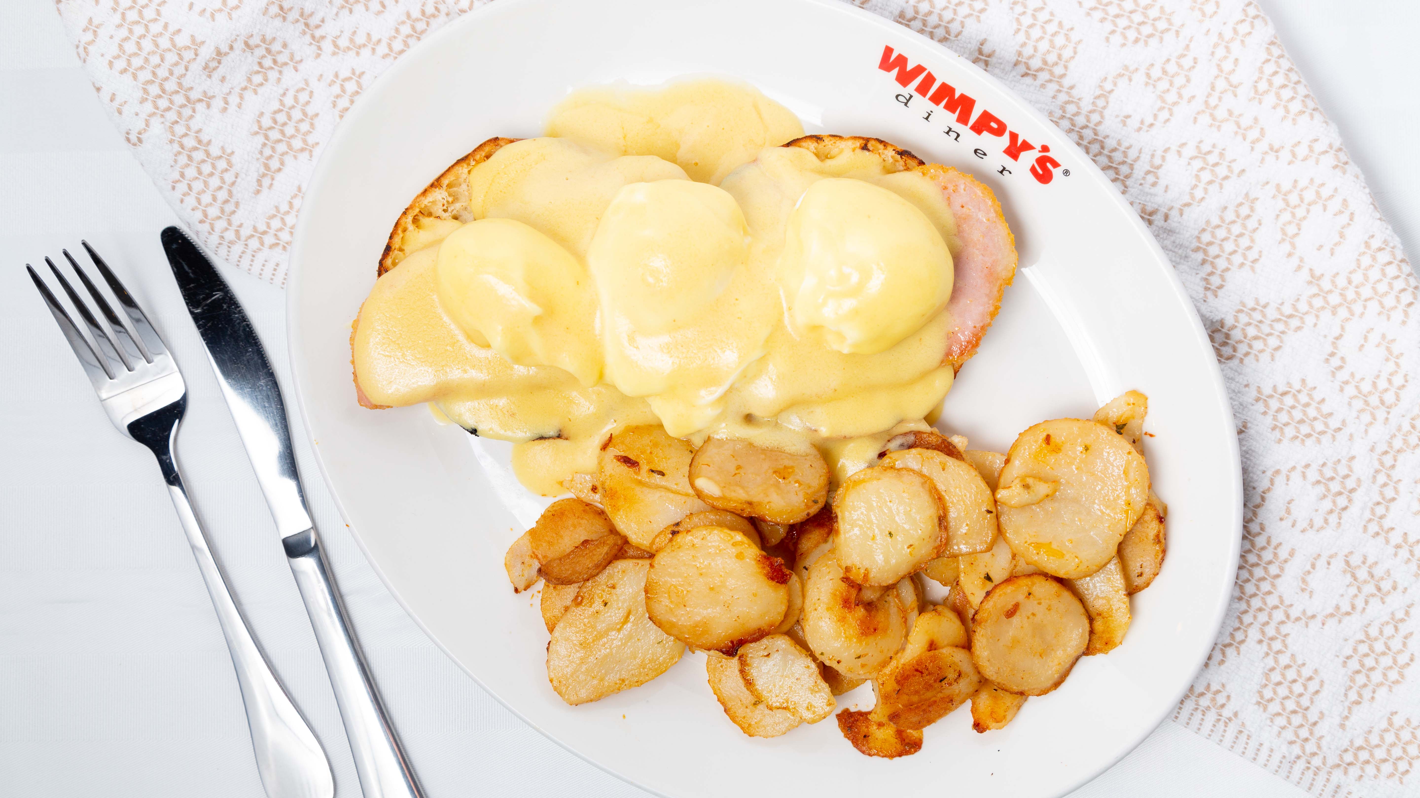 Peameal Benedict 910 Cals