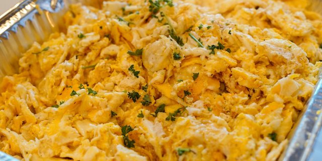 Scrambled Eggs w/ Bacon and Sausage - Half Tray