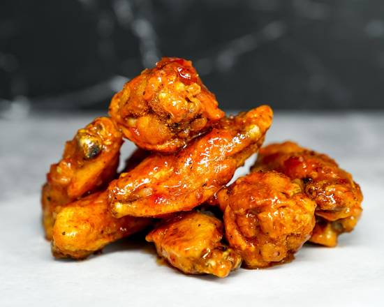 8 Classic Bone-In Wings Combo