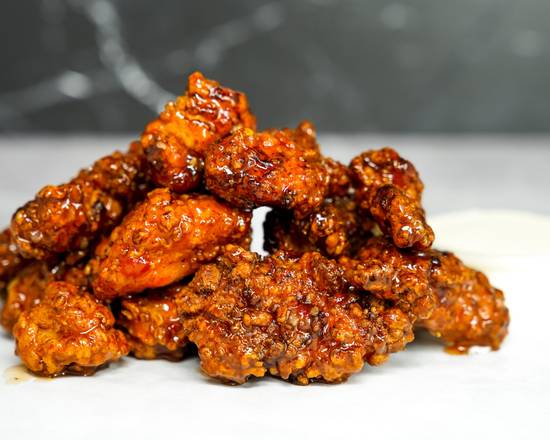 8 Crispy Boneless Wings Combo