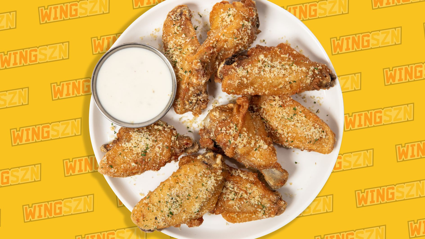 Crispy Garlic Parmesan Bone-In Wings