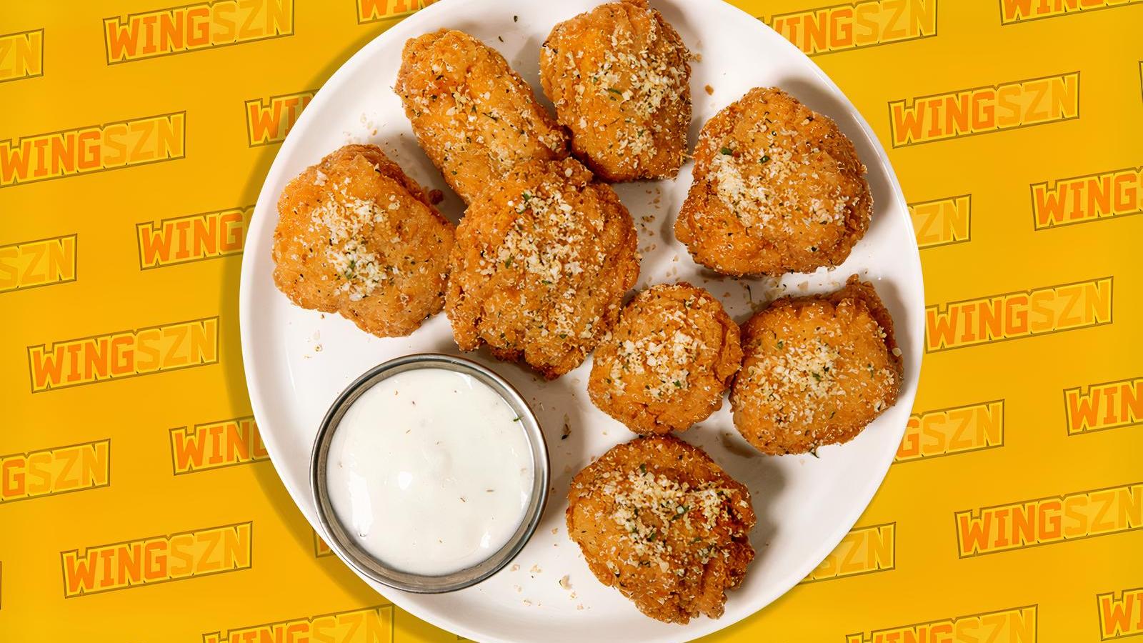 Crispy Garlic Parmesan Boneless Wings (Boneless)