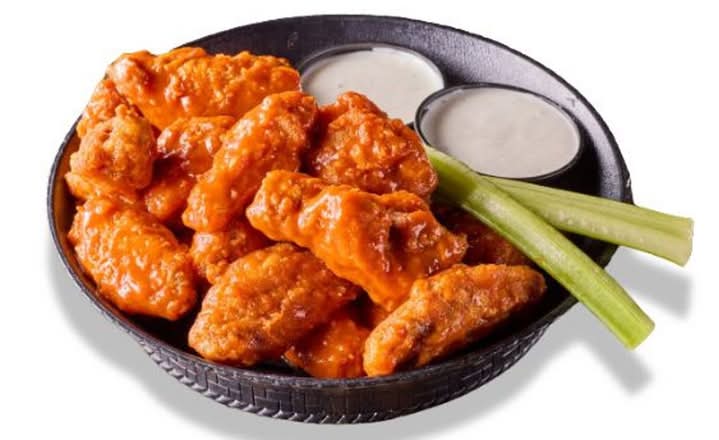 20 FAMOUS WINGS
