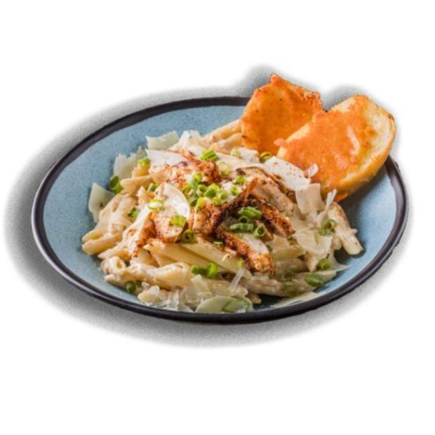 BLACKENED CHICKEN ALFREDO