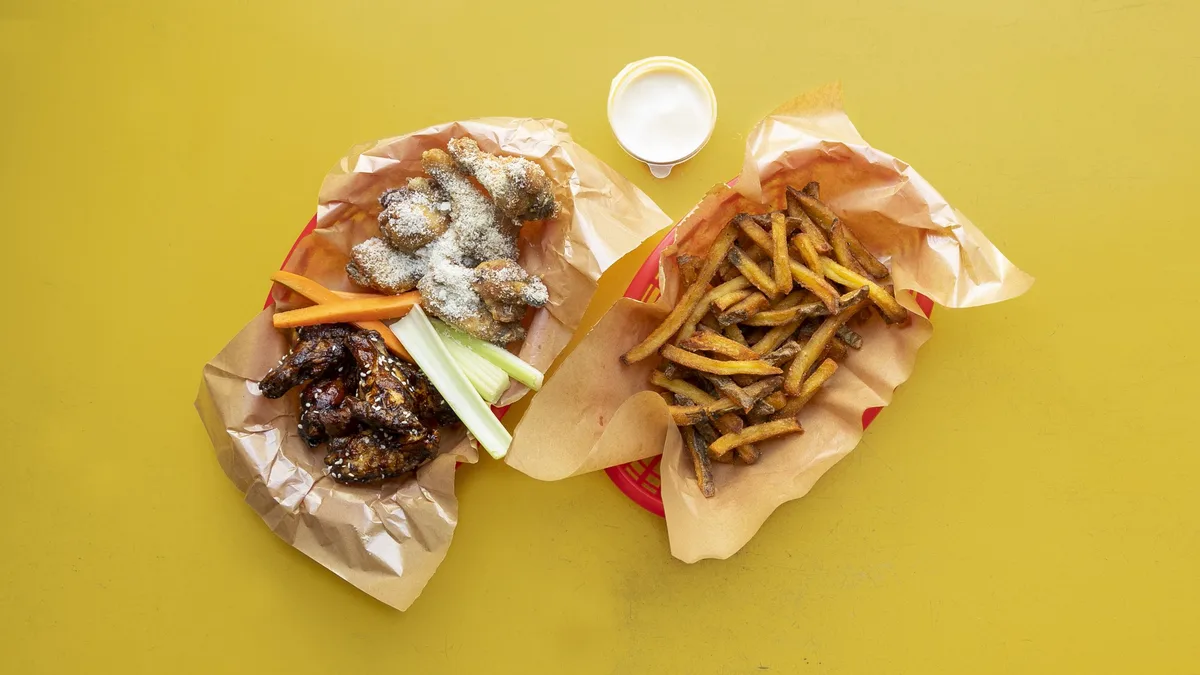 Classic wings combo 12