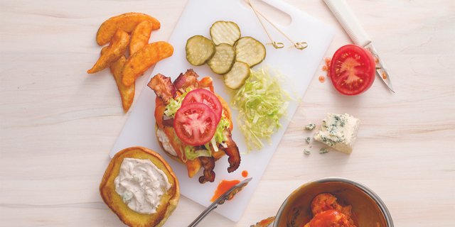 Buffalo Chicken Club Boxed Lunch