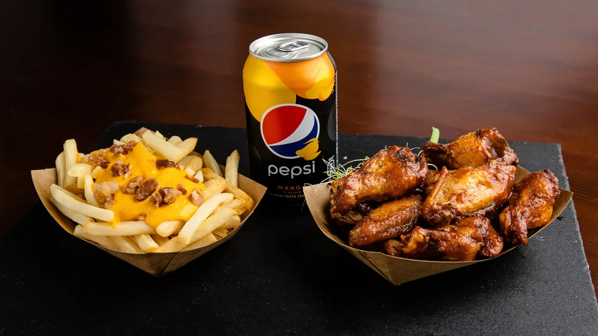 Sweet-BBQ WingZ Menü