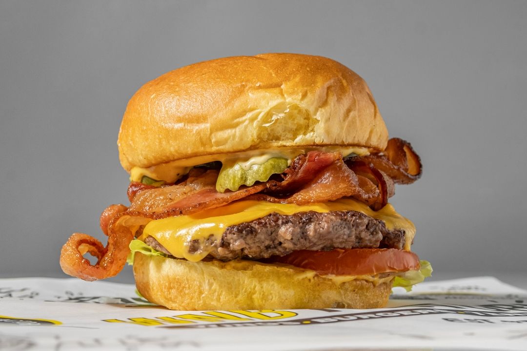 Steakburger with Bacon and Cheese