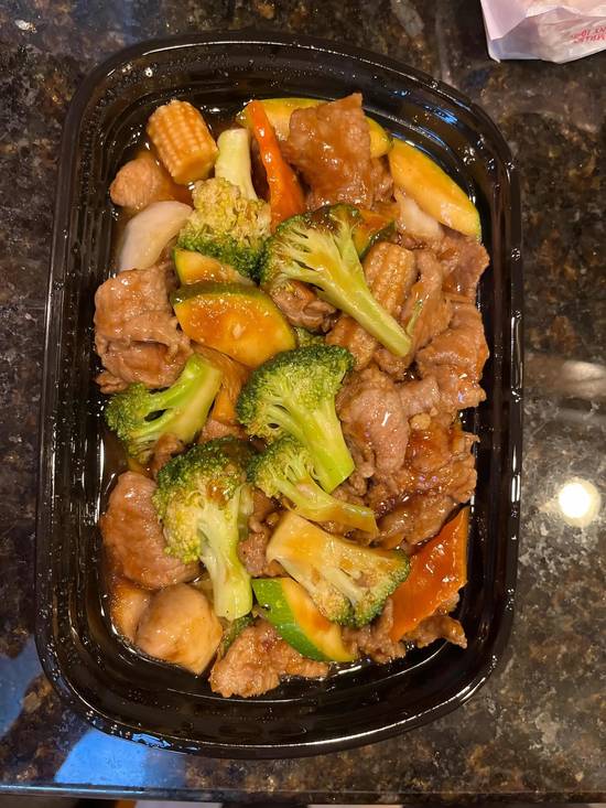 B2. Beef with Mixed Vegetables