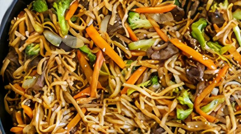 LM4. Beef Lo Mein