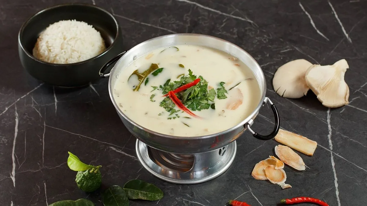 Tom kha kai