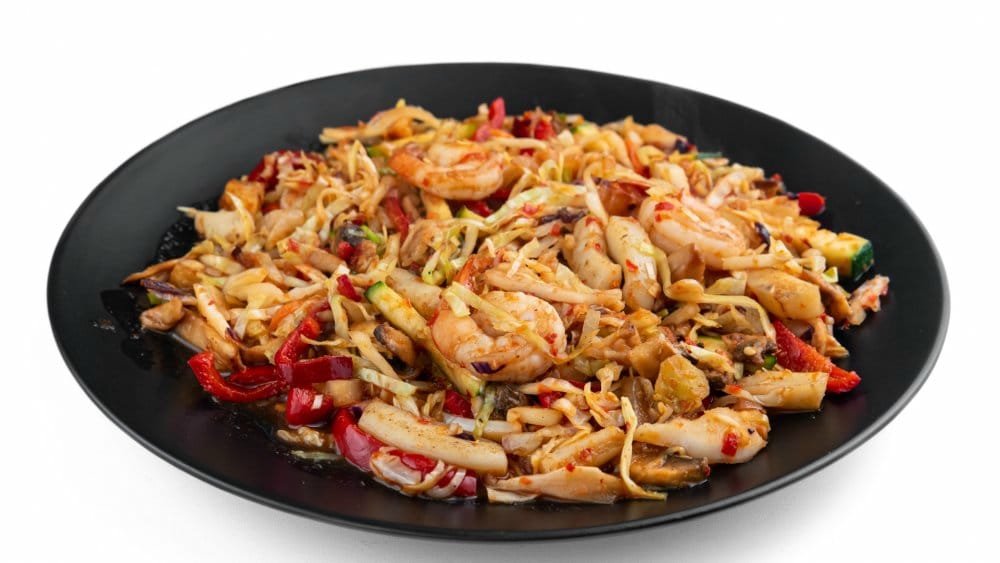 R4 / Amestec legume, creveți, urechi de lemn, broccoli și sos de alune - 440g