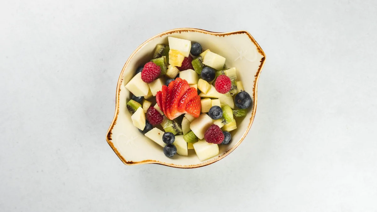 102. Voćna salata