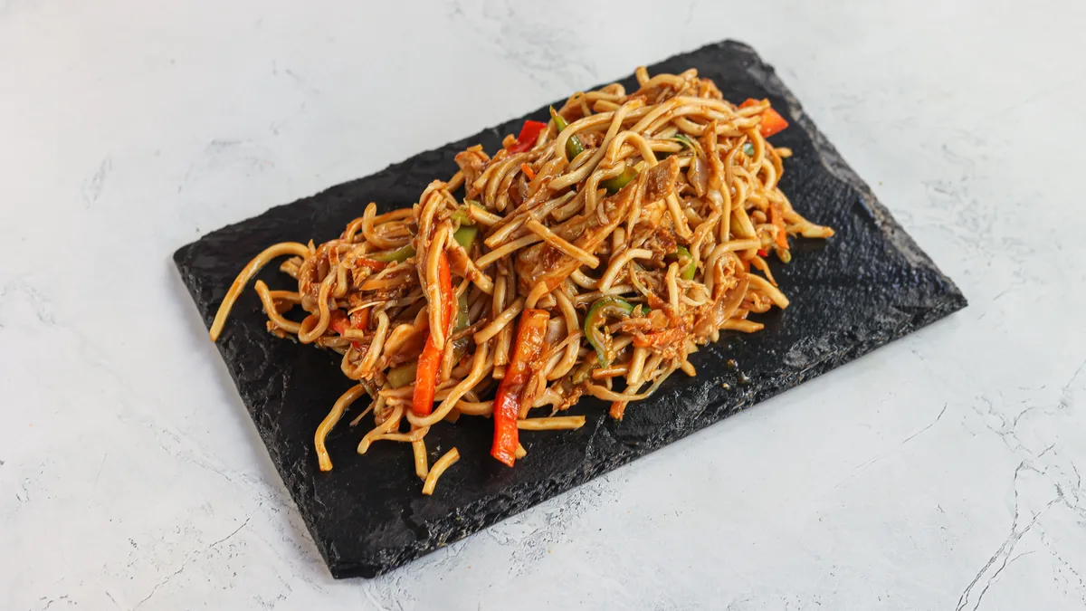 Noodles Κλασσικά με Λαχανικά και Αυγό