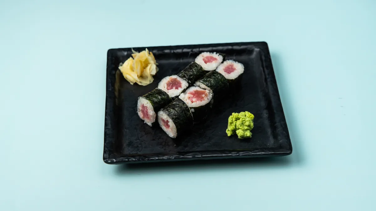 NINE Tuna Maki