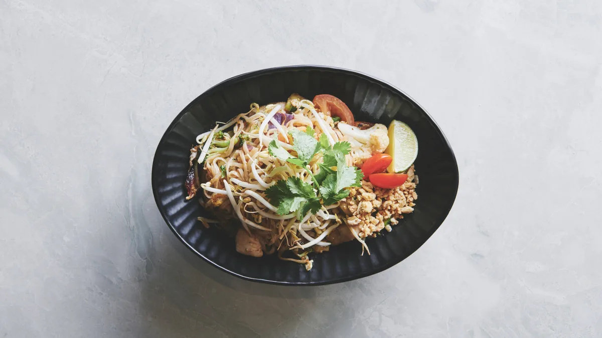 117. Pad Thai Nudler - Kylling