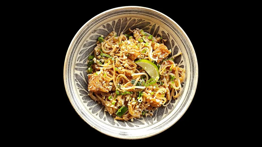 10B_Lunch fried noodles tofu