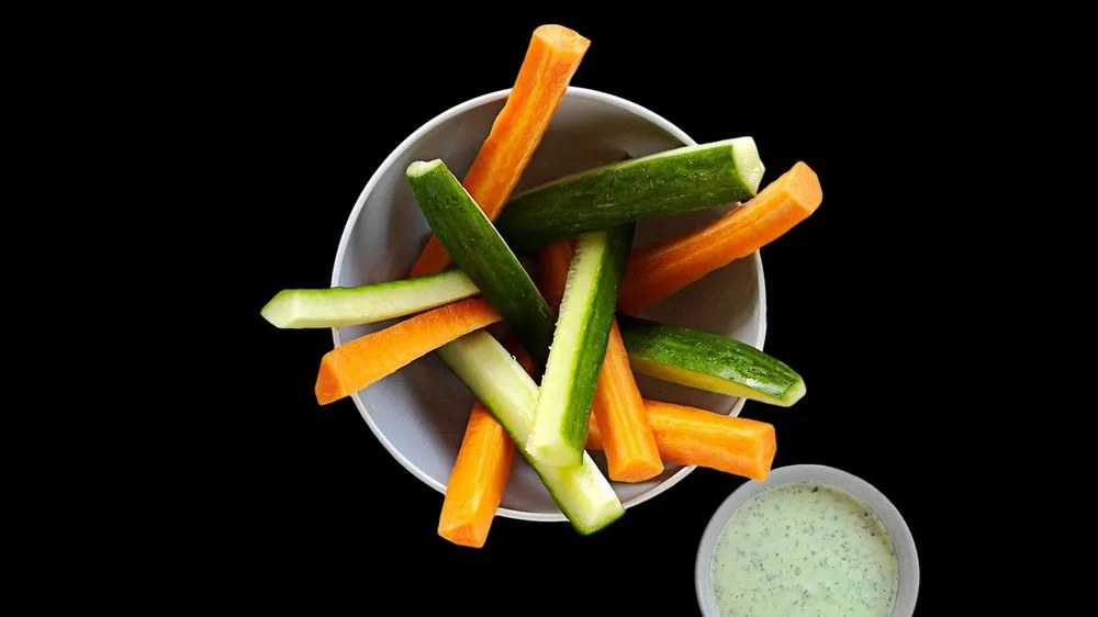 J_Raw vegetable sticks