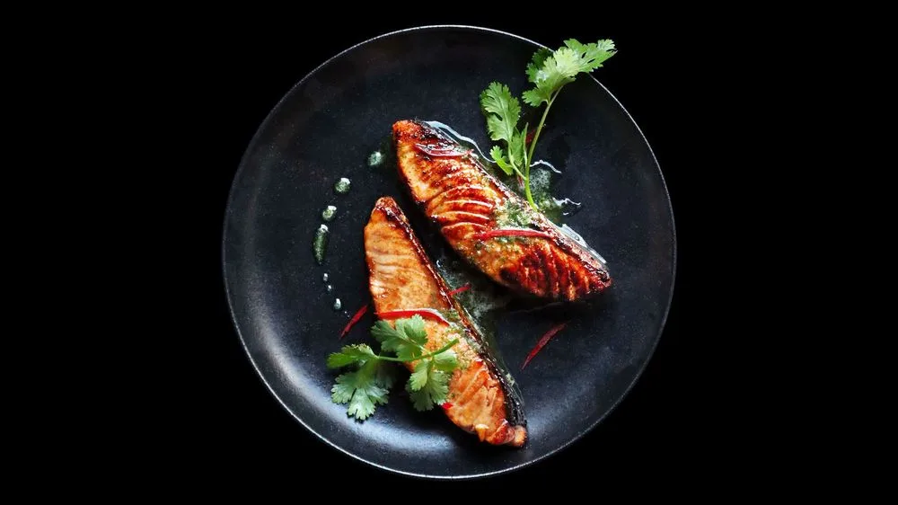 5B_Salmon w/ green nahm jim sauce