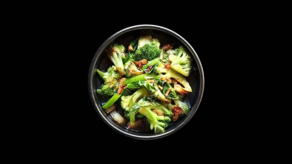 D_Broccoli and thai kale