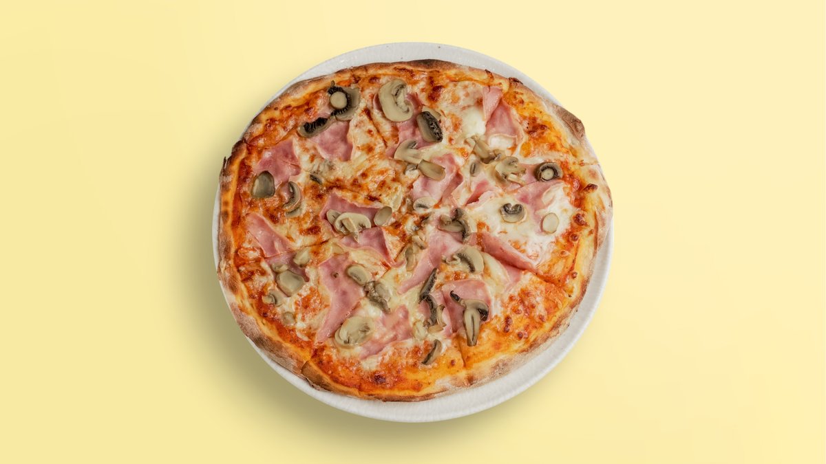 Pizza with Ham and Mushrooms