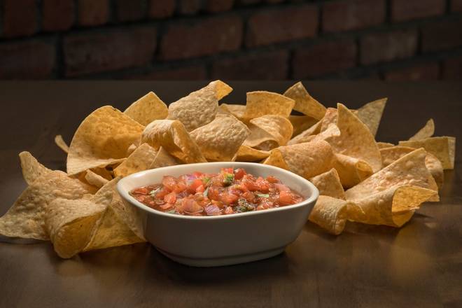 Fresh Salsa and Chips