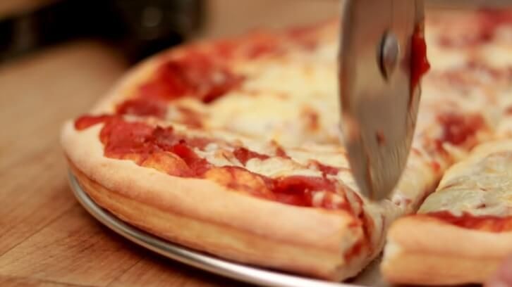 Medium Pepperoni