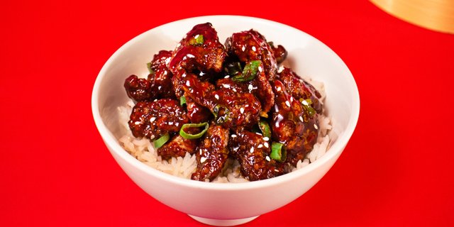 Bowl and Egg Roll Boxed Lunch