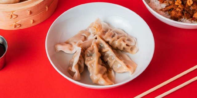 Steamed Ginger Chicken Dumplings