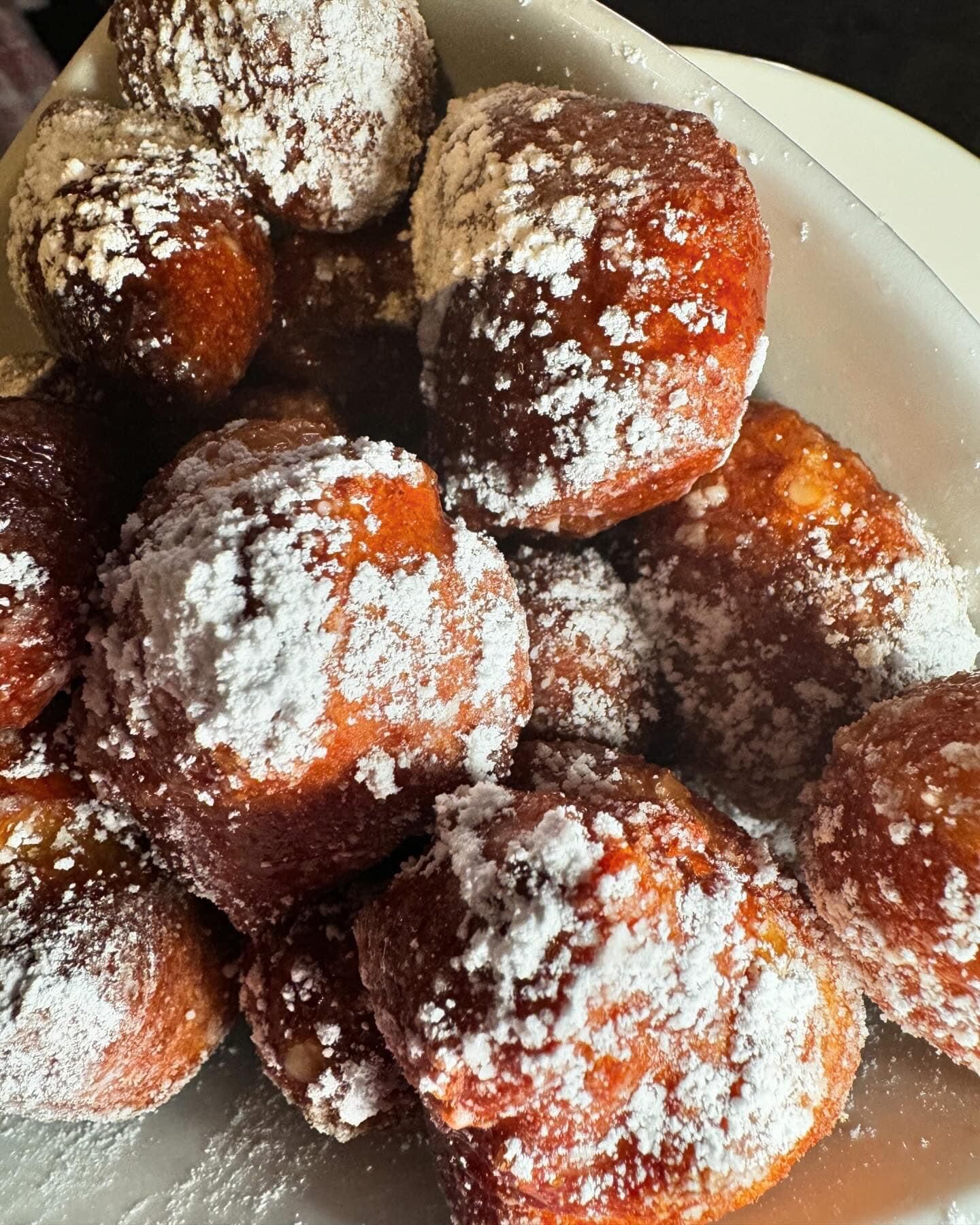 NEW ORLEANS-STYLE BEIGNETS