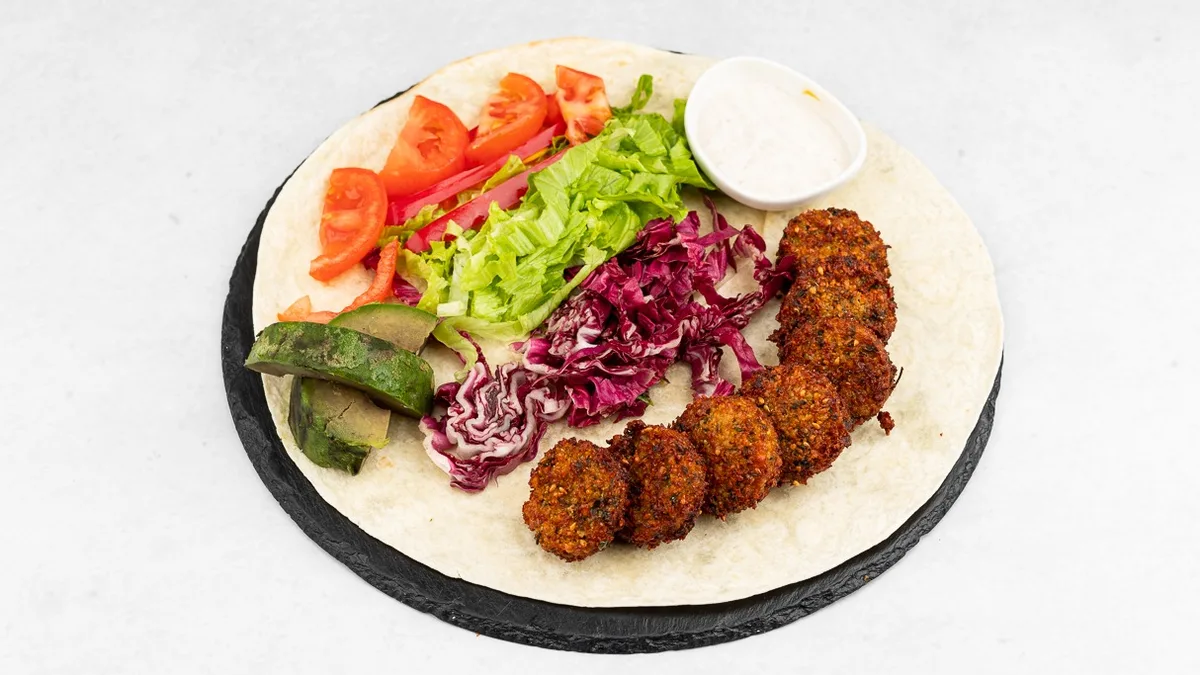 Falafel krožnik