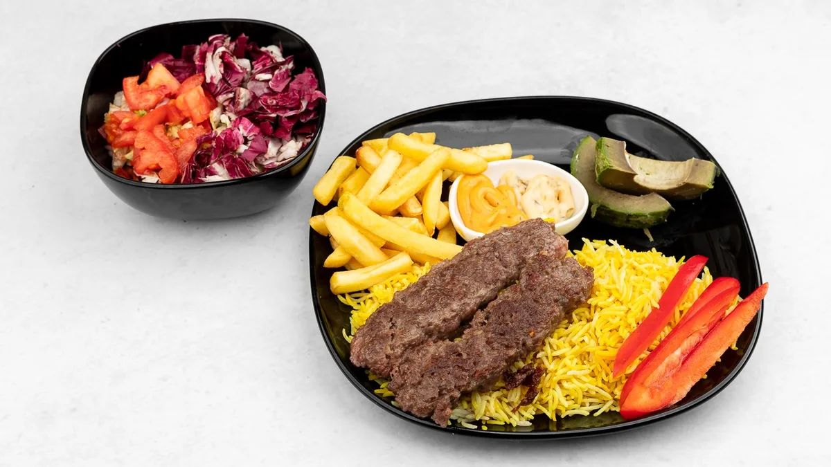 Kofta kebab krožnik