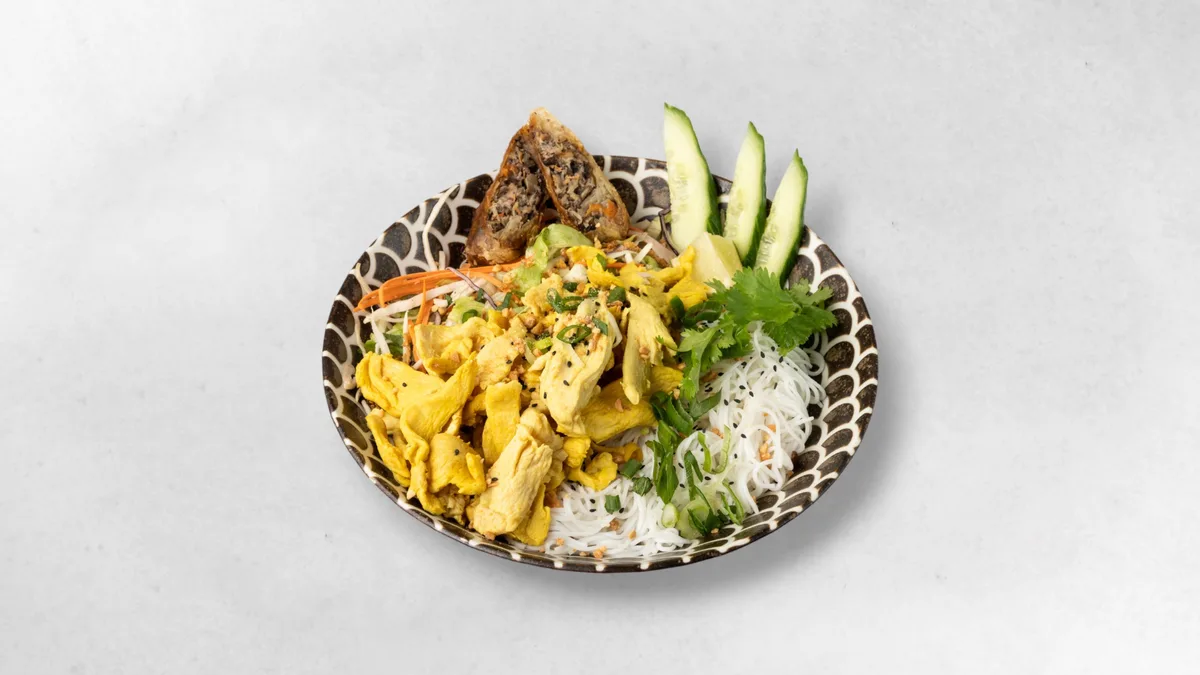 Nudelsalat mit Huhn