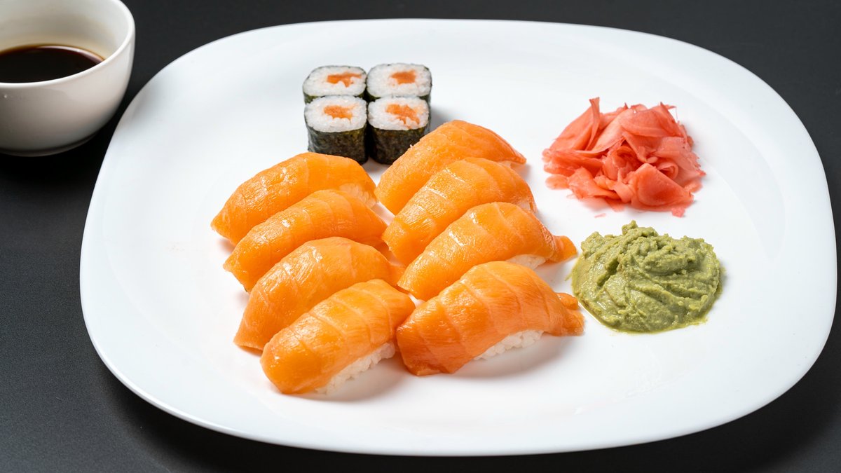 Sake Nigiri Set 12 buc.