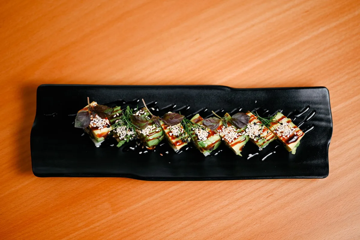 Avocado Crab Roll