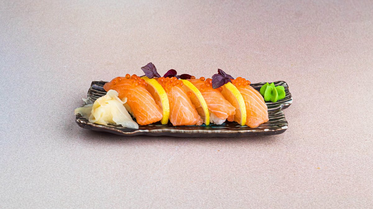 Salmon Nigiri