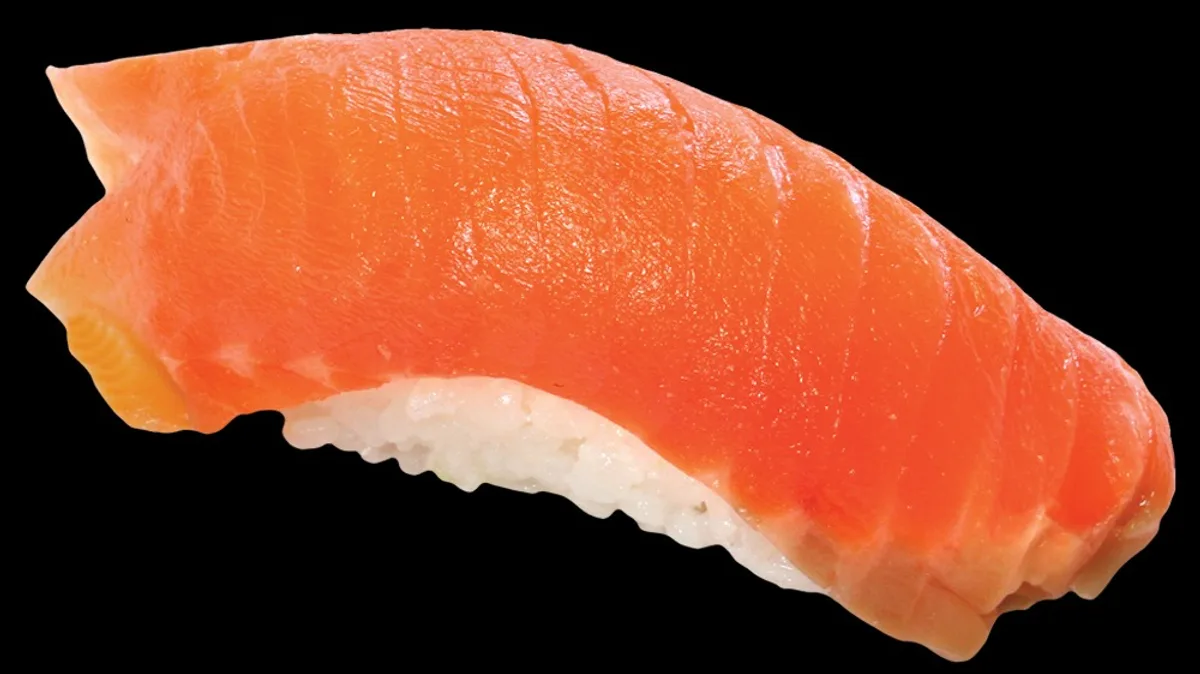 Füstölt lazac nigiri (1db | 1pcs)