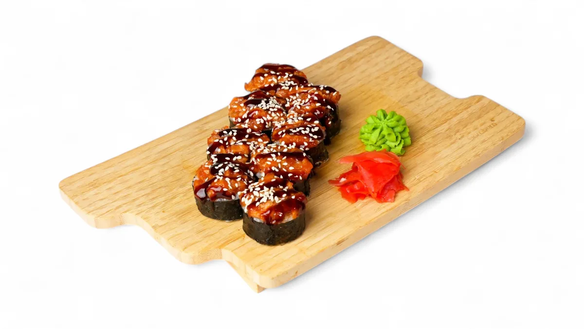 Spicy salmon roll