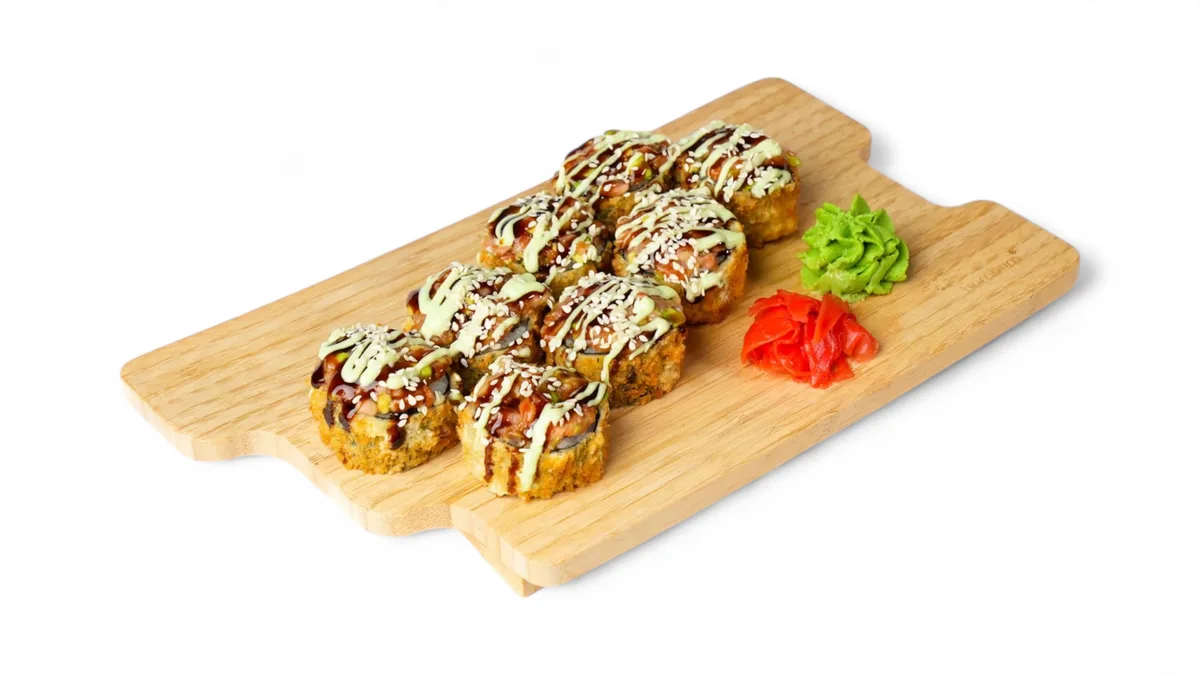 Tempura roll with salmon
