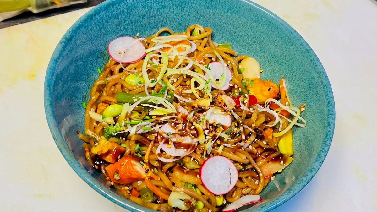 Yakisoba Kyckling