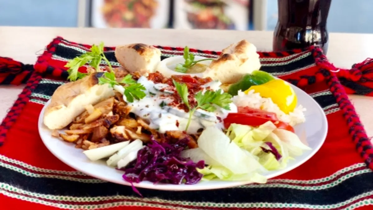 Kicsi Csirke Gyros Tál + Köret 💙 Ajándék Baklavával 💙