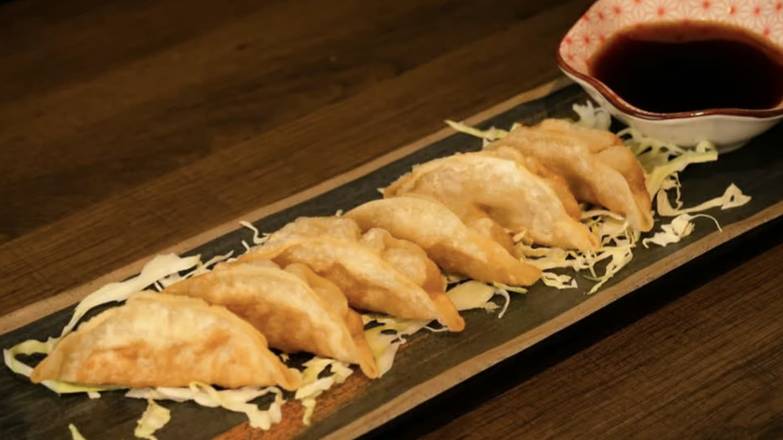 A3. Fried Gyoza (6 Pieces)