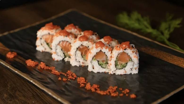 CR12. Spicy Garlic Salmon