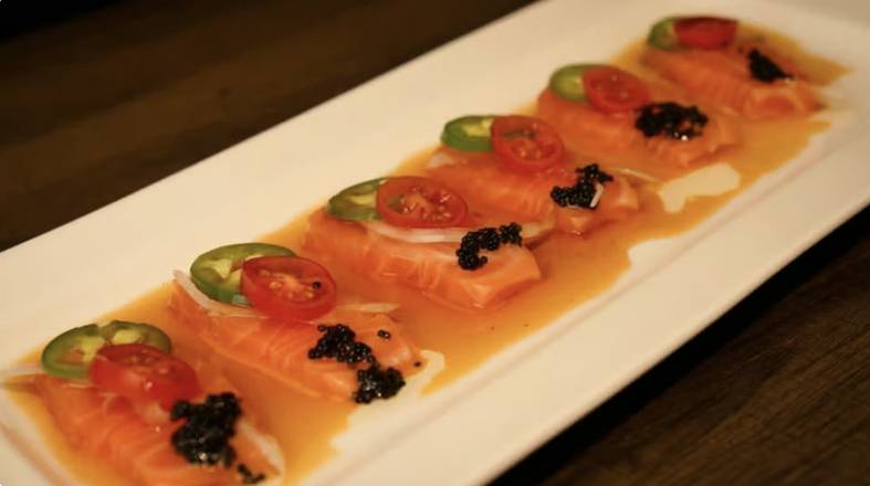 SS2. Salmon Crudo (6 Pieces)