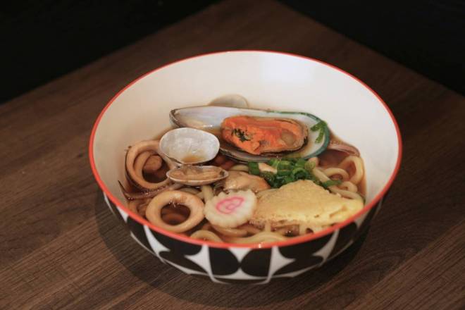 U4. Seafood Udon