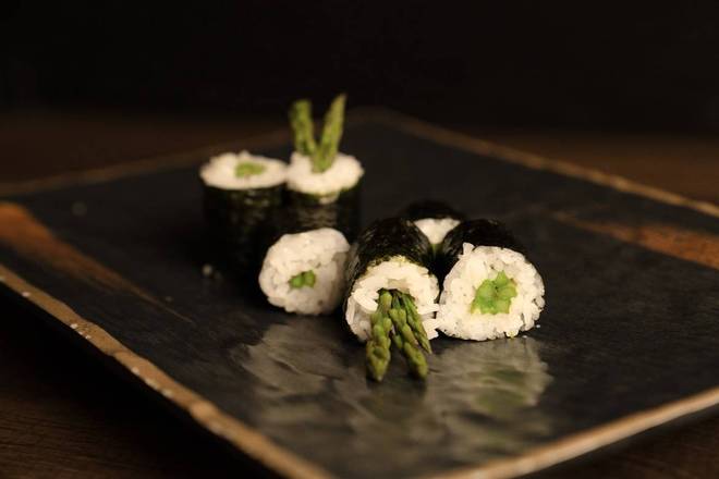 V1. Asparagus Roll