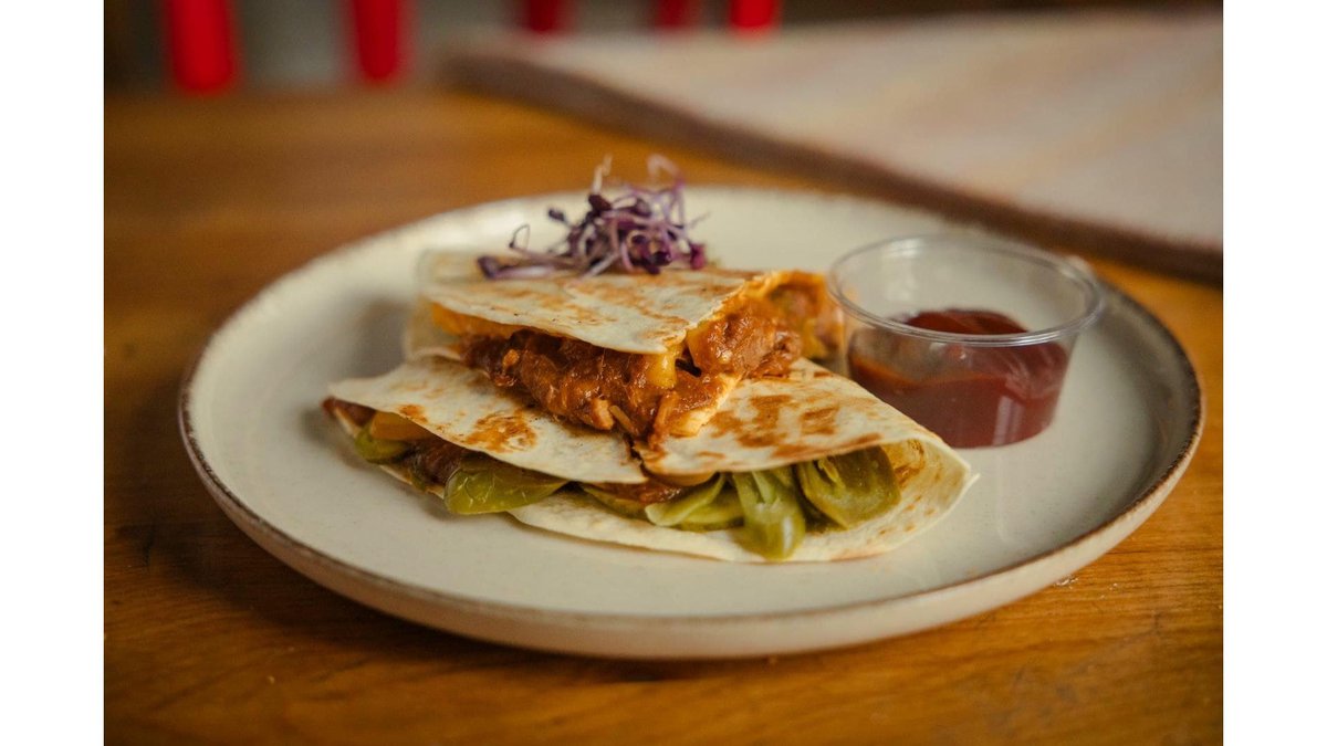 Quesadilla pulled pork + sos