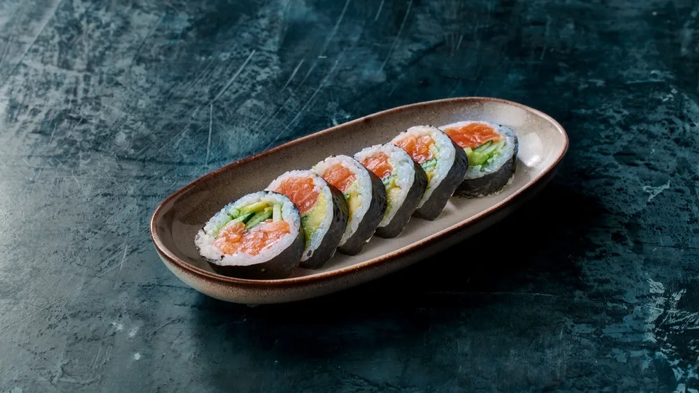 Futomaki  Salmon
